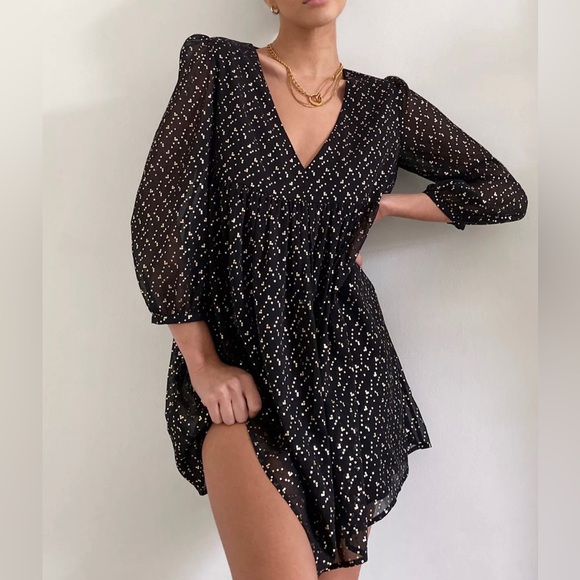 Aritzia Dresses & Skirts - BNWT Aritzia Sunday Best dress